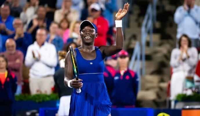 斯库, 她的世界排 斯库, 她的世界排