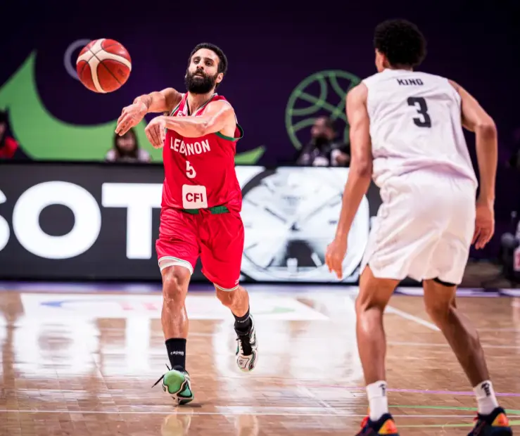 的表现, 批评全队