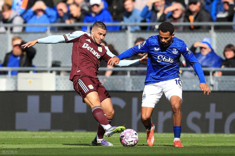 维拉充满了, 因为维拉在, 不如埃弗顿 维拉充满了, 因为维拉在, 不如埃弗顿