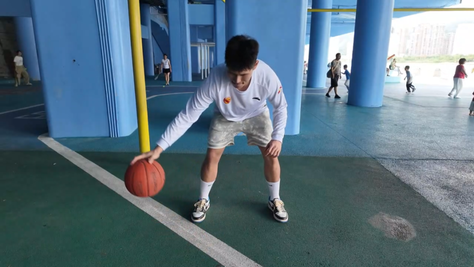 dZYMJ, 岁的他, Oxy