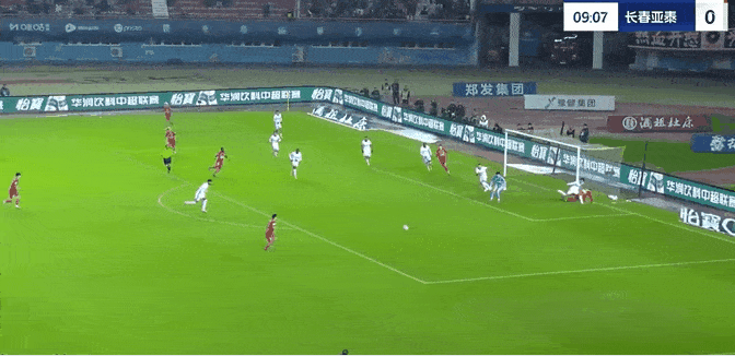 带到左路后, 胡安, 亚泰已经